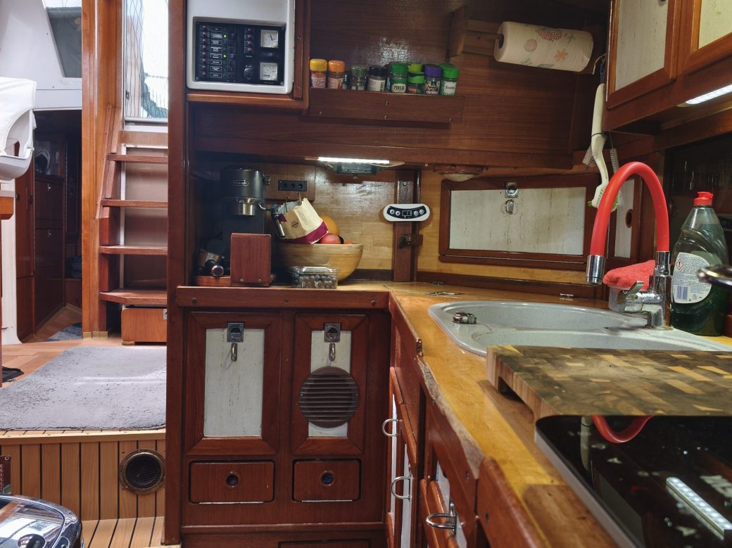 22 Pantry IV