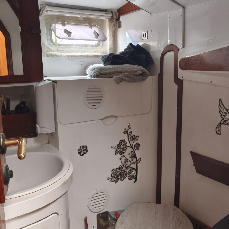 110 Naßzelle mit Toilette
