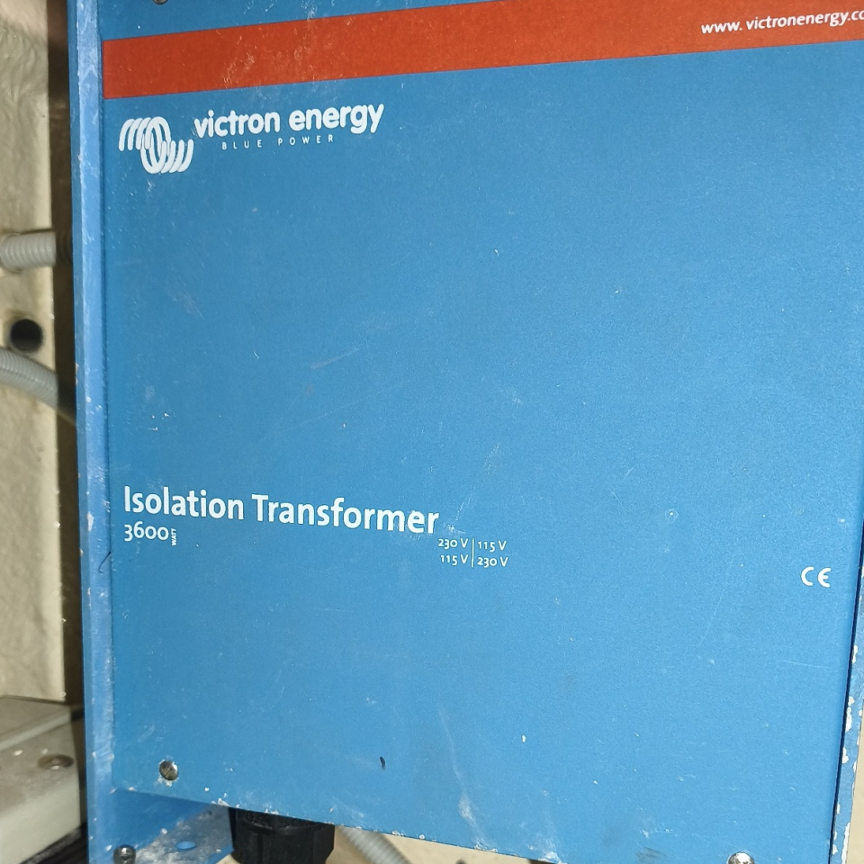 200 Victron Trenntrafo