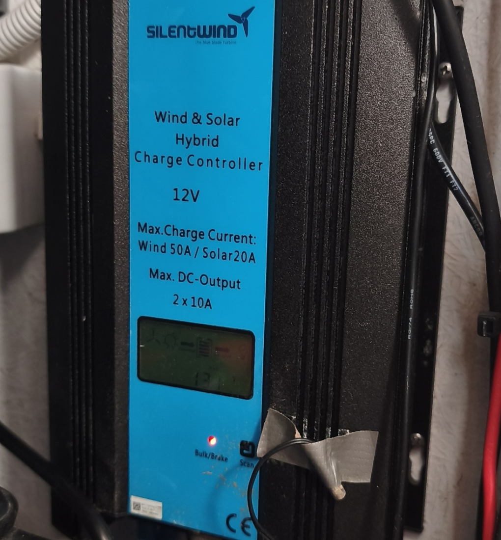 240 Silentwind Laderegler Wind-Solar