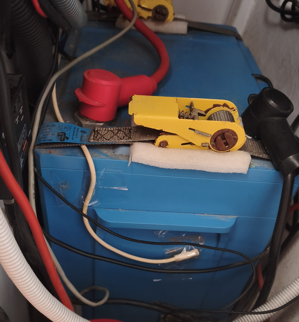 330 Victron Batterie