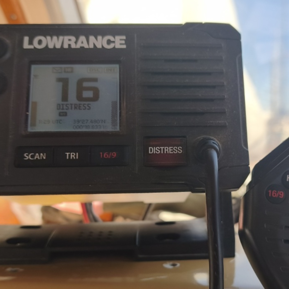 360 Lowrance Funkgerät